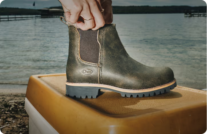 WOMEN'S BOOTS